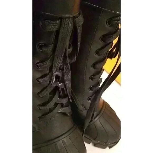 Public Desire Women's Hallucinate Black Pu Pocket Block Heel Boots Sz 6 NIB - Picture 4 of 7